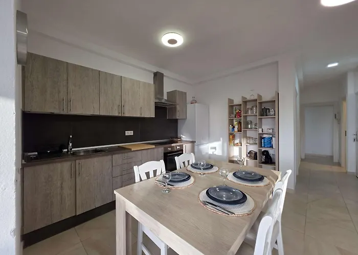 As De Casas - En Urbanización Playa Apartamento