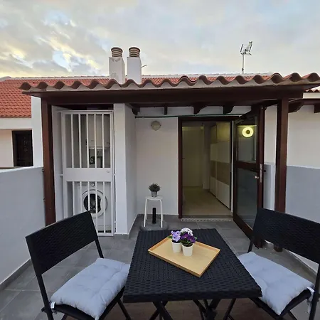 As De Casas - En Urbanizacion Playa Arona (Tenerife)